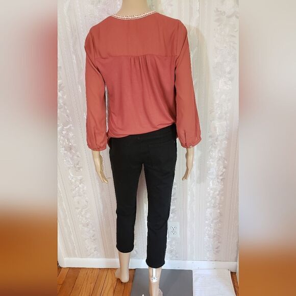 DR2 Khloe Tassel Top  - Picture 6 of 10